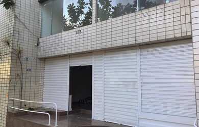 Imagem: O depósito possui 130m² de Área e está localizado em Santo