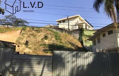 Imagem: O terreno possui 784m² de Área e está localizado em Jardim