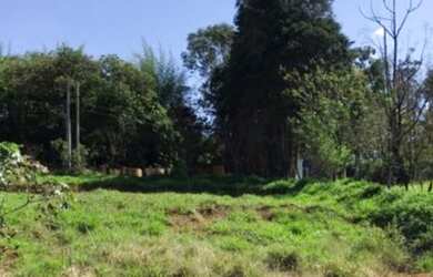 Imagem: O terreno possui 300m² de Área e está localizado em Vila