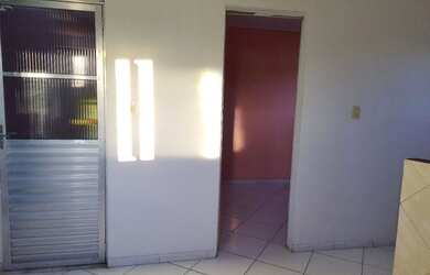 Imagem 4: Casa aluguel. 50m² de Área, 1 Banheiroe1 Dormitório