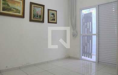 Imagem: A casa possui 2 Dormitórios, 2 Banheiros, 60m² de Área e