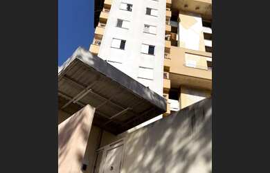 Imagem: O apartamento possui 3 Dormitórios, 1 Banheiro, 1 Vaga na garagem