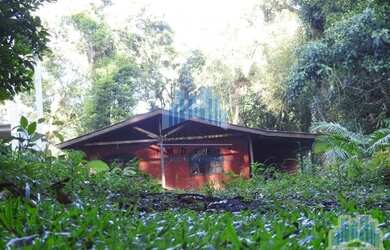 Imagem: O terreno possui 4.150m² de Área e está localizado em Roseira