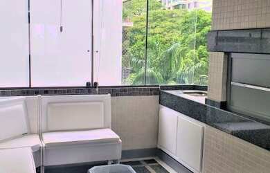 Imagem: O apartamento possui 3 Dormitórios, 4 Banheiros, 2 Vagas na