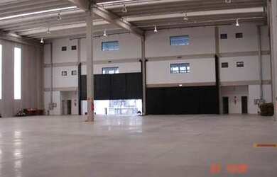 Imagem: O depósito possui 3000m² de Área e está localizado em Tamboré