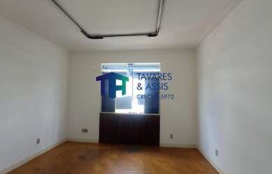 Imagem: A casa possui 4 Dormitórios, 2 Banheiros, 81m² de Área e