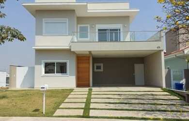 Imagem: A casa em condomínio possui 3 Dormitórios, 1 Banheiro, 268m²