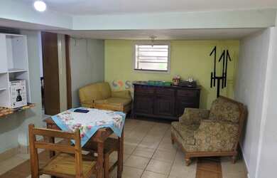 Imagem: A casa possui 1 Dormitório, 1 Banheiro e 45m² de Área e está