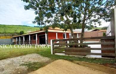 Imagem: A fazenda possui 95m² de Área, Área de serviço e está