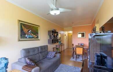 Imagem: O apartamento possui 2 Dormitórios, 1 Banheiro e 56m² de Área