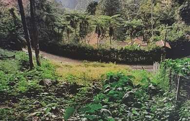 Imagem: O terreno possui 1.000m² de Área e está localizado em Mury