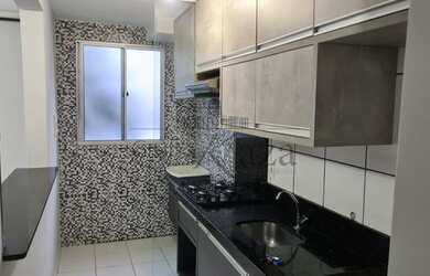 Imagem: O apartamento possui 2 Dormitórios, 1 Banheiro, 1 Vaga na garagem