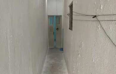 Imagem: A casa possui 2 Dormitórios, 1 Banheiro e está localizado