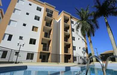 Imagem: O apartamento possui 3 Dormitórios, 1 Banheiro, 1 Vaga na garagem