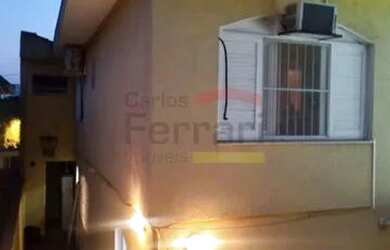 Imagem: A casa possui 4 Dormitórios, 3 Banheiros, 2 Vagas na garagem