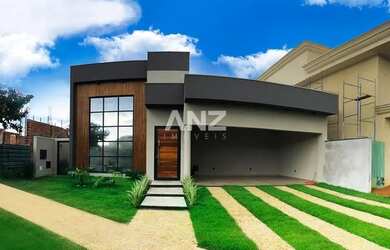 Imagem: A casa possui 3 Dormitórios, 2 Banheiros, 5 Vagas na garagem