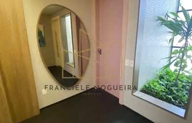 Imagem: A casa possui 3 Dormitórios, 5 Banheiros, 3 Vagas na garagem