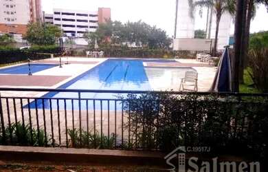 Imagem: O apartamento possui 3 Dormitórios, 1 Banheiro, 1 Vaga na garagem