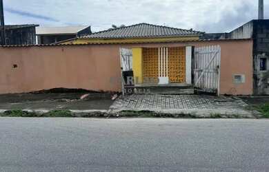 Imagem: A casa possui 2 Dormitórios, 1 Banheiro, 5 Vagas na garagem