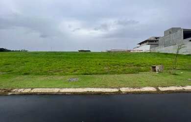 Imagem: O terreno possui 505m² de Área e está localizado em Jardim