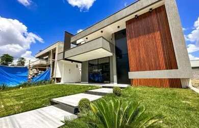 Imagem: A casa em condomínio possui 3 Dormitórios, 2 Banheiros, 4