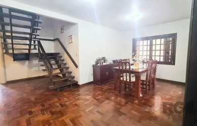 Imagem 6: Casa em Cristo Redentor. 320m² de Área, 5 Vagas na garageme4 Dormitórios