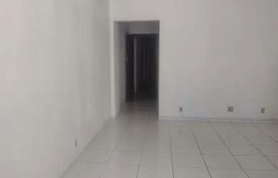 Imagem: O apartamento possui 2 Dormitórios, 2 Banheiros e 80m² de