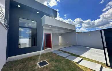 Imagem: Casa em Senador Canedo 3Q com piscina no setor São Francisco