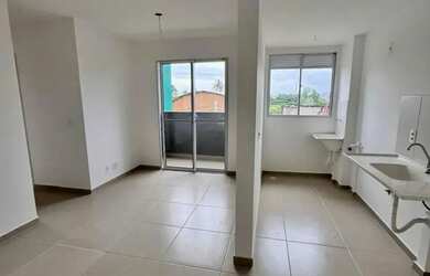 Imagem: O apartamento possui 3 Dormitórios, 1 Banheiro, 1 Vaga na garagem