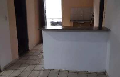 Imagem: A casa possui 2 Dormitórios, 1 Banheiro, 1 Vaga na garagem