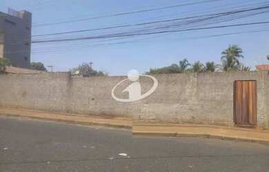 Imagem: O terreno possui 840m² de Área e está localizado em Tibery