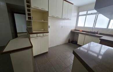 Imagem 15: Imóvel para venda possui 265 metros quadrados com 4 quartos em Praia...