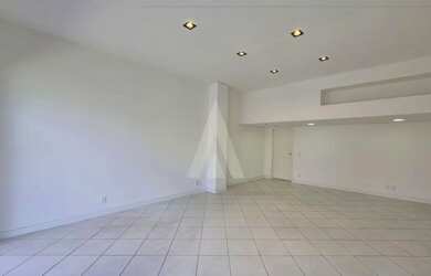 Imagem 2: Loja com 2 salas, 1 lavabo, copa e despensa no bairro América