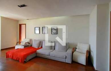 Imagem 7: Casa à Venda - Mangabeiras, 3 Quartos, 720 m2