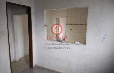 Imagem 3: Casa à Venda em Jardim Primavera, Jacareí, 2 Quartos, 250m²