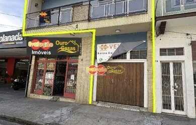 Imagem: A casa possui 4 Dormitórios, 2 Banheiros, 1 Vaga na garagem