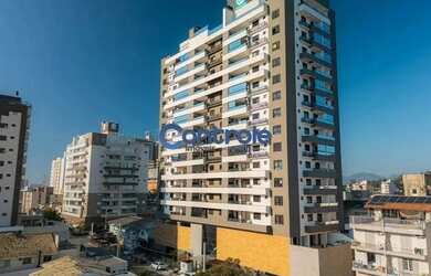 Imagem: O apartamento possui 4 Dormitórios, 3 Banheiros, 1 Vaga na