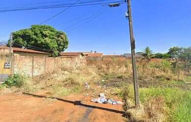 Imagem: O terreno à venda possui 375m² de Área e está localizado