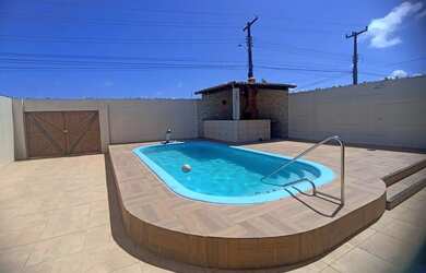 Imagem: A casa para alugar possui 3 Dormitórios, 3 Banheiros, 5 Vagas