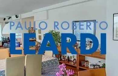 Imagem: O apartamento possui 4 Dormitórios, 4 Banheiros, 4 Vagas na