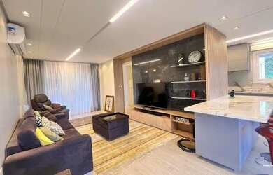 Imagem: O apartamento possui 3 Dormitórios, 2 Banheiros, 4 Vagas na