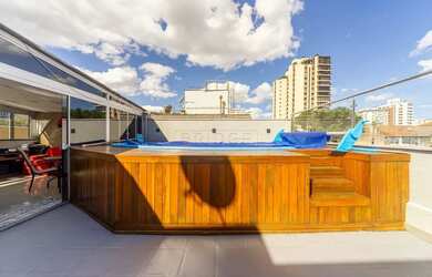 Imagem: O apartamento na cobertura possui 4 Dormitórios, 2 Banheiros