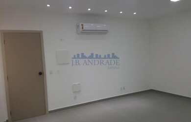 Imagem: O depósito possui 1 Vaga na garagem, 24m² de Área e está