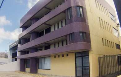 Imagem: O depósito possui 5 Vagas na garagem e está localizado em