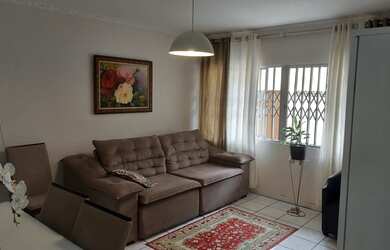 Imagem: O apartamento possui 3 Dormitórios, 1 Banheiro, 1 Vaga na garagem