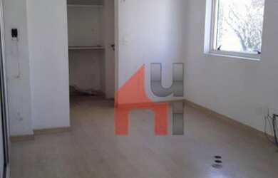 Imagem: O depósito possui 4 Vagas na garagem, 120m² de Área e está