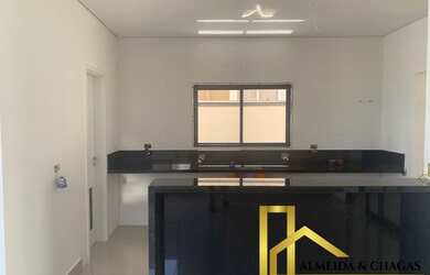 Imagem 5: Casa no condomínio Newville- Santana de Parnaíba com 3 suítes e 4 vagas