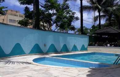 Imagem: O apartamento possui 1 Dormitório, 2 Banheiros, 1 Vaga na garagem