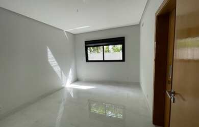 Imagem 7: Linda casa térrea 04 suites condomínio Portal do sol green