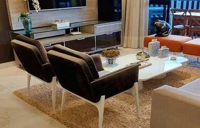 Imagem: O apartamento possui 4 Dormitórios, 3 Banheiros, 4 Vagas na